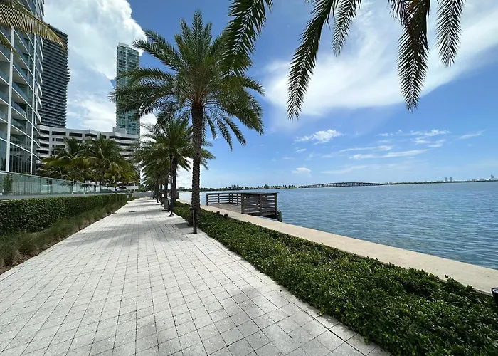Oqp Vacations Edgewater